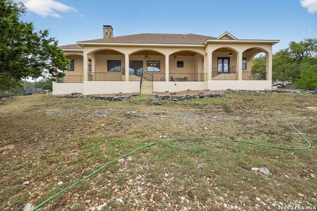 1076 SADDLEBACK RIDGE TRL Bandera, TX 78003