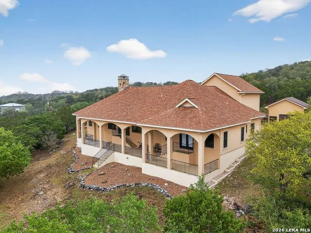 1076 SADDLEBACK RIDGE TRL Bandera, TX 78003