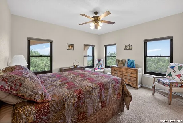 1076 SADDLEBACK RIDGE TRL Bandera, TX 78003