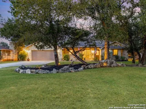 604 Guadalupe Dr