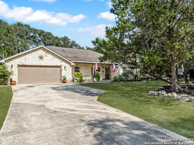 604 Guadalupe Dr Spring Branch, TX 78070