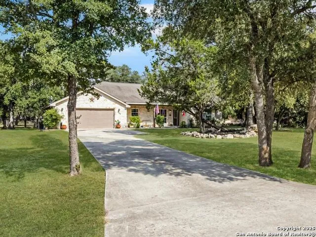 604 Guadalupe Dr Spring Branch, TX 78070