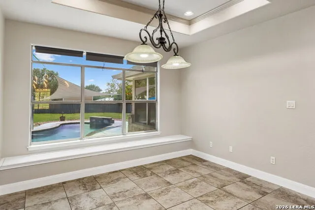 107 Oakview Floresville, TX 78114
