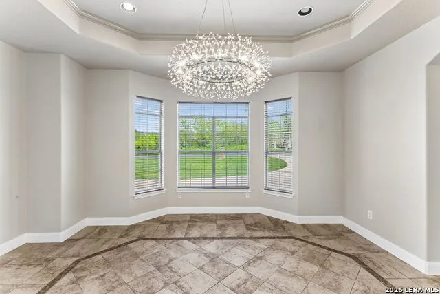 107 Oakview Floresville, TX 78114
