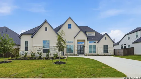 512 Cotorra Springs