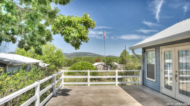 181 LEINWEBER DR Leakey, TX 78873
