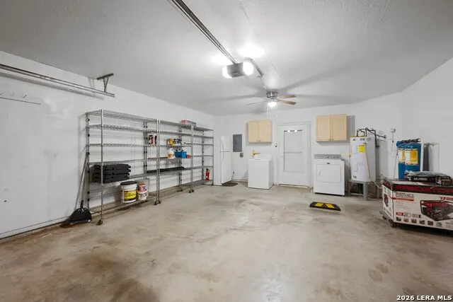 135 SANTA FE DR Rockport, TX 78382