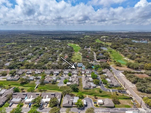 135 SANTA FE DR Rockport, TX 78382