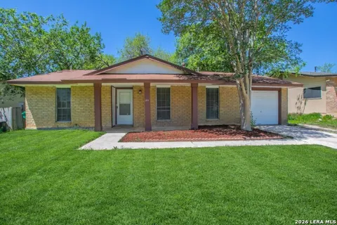 129 MEADOW DR