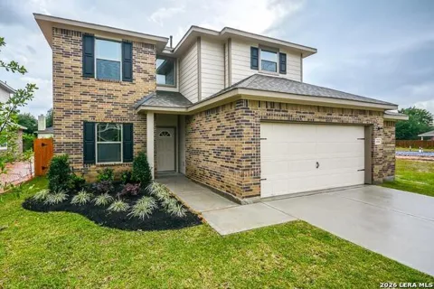 121 Alyssa Cove