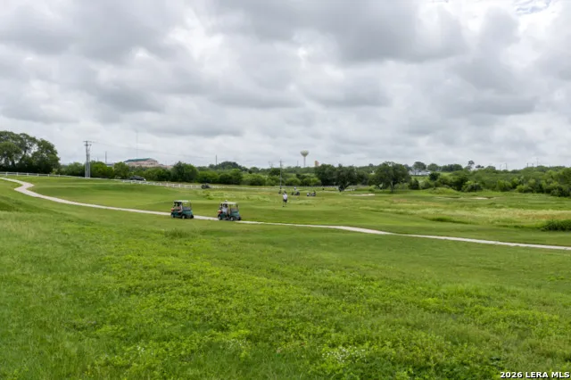 242 Legendary Trail Loop Floresville, TX 78114