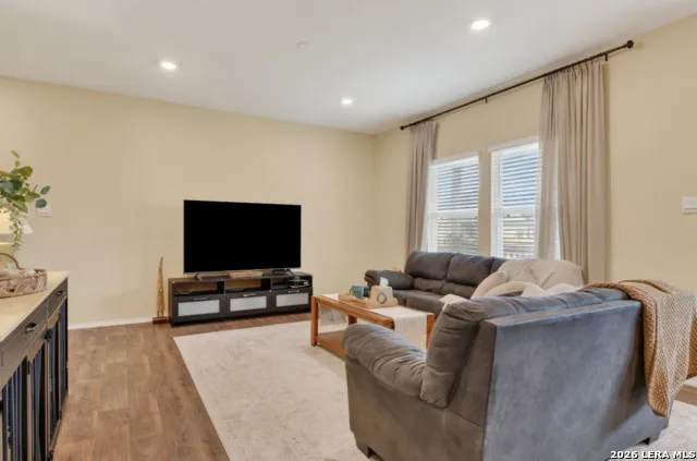 242 Legendary Trail Loop Floresville, TX 78114
