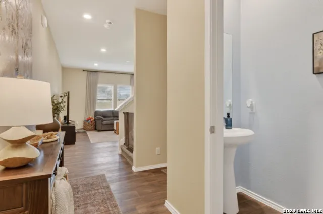 242 Legendary Trail Loop Floresville, TX 78114