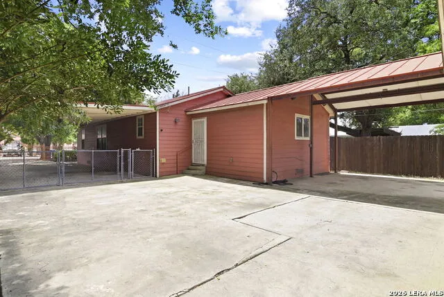 235 Tampa Ave San Antonio, TX 78211