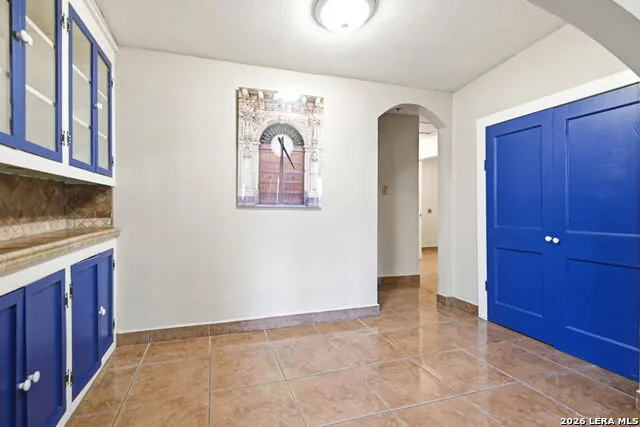 235 Tampa Ave San Antonio, TX 78211