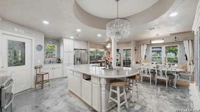 108 Woodlake Dr McQueeney, TX 78123
