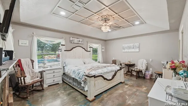 108 Woodlake Dr McQueeney, TX 78123