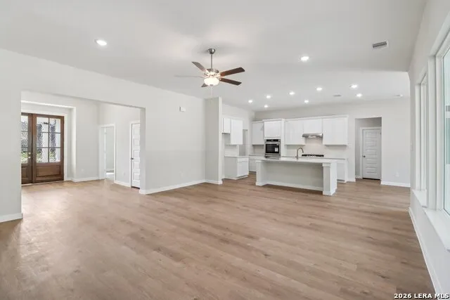 325 FIREWHEEL LOOP Floresville, TX 78114