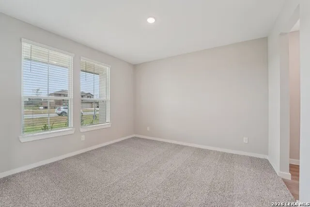321 Firewheel Loop Floresville, TX 78114