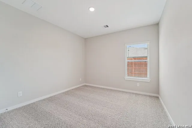 321 Firewheel Loop Floresville, TX 78114