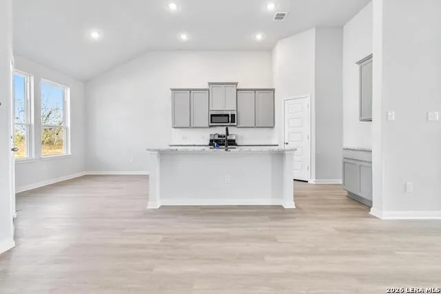 174 Firewheel Loop Floresville, TX 78114