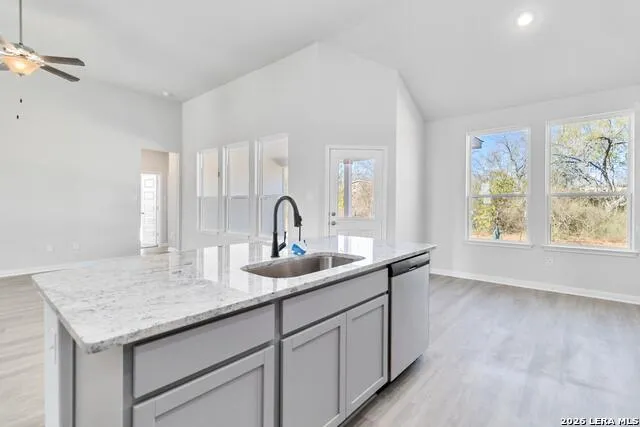 174 Firewheel Loop Floresville, TX 78114