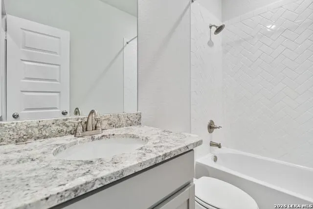 174 Firewheel Loop Floresville, TX 78114