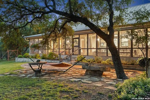 7855 Middle Creek Rd Blanco, TX 78606