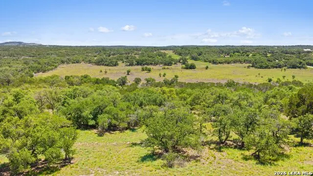 7855 Middle Creek Rd Blanco, TX 78606