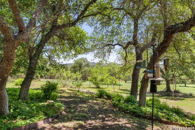 7855 Middle Creek Rd Blanco, TX 78606