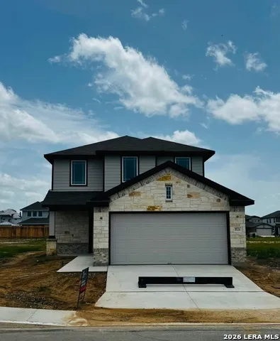 8526 Red Hawk Loop