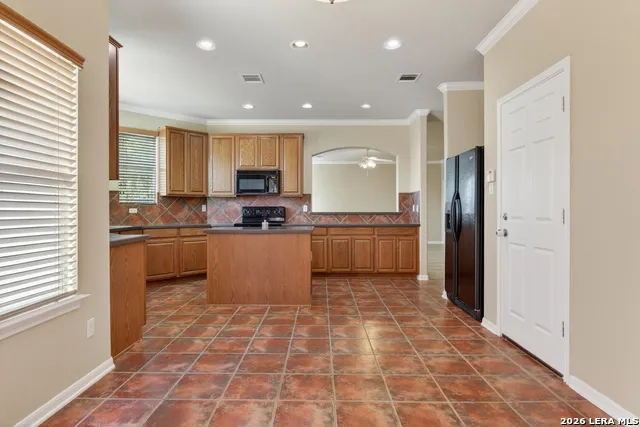 8510 Espanola Helotes, TX 78023