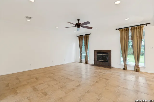 2614 Cinco Woods San Antonio, TX 78259