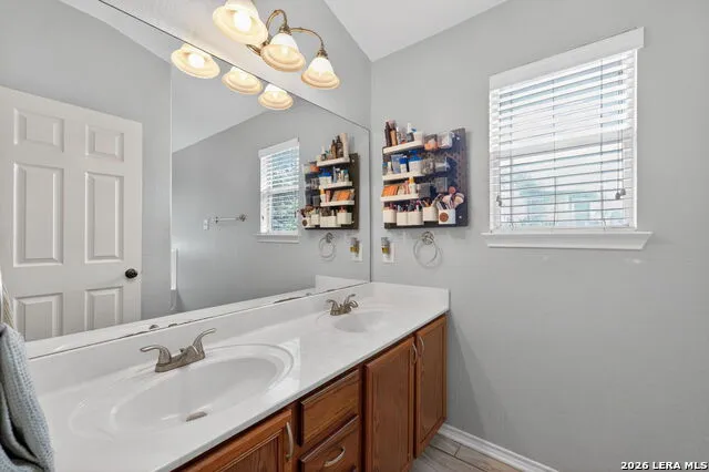 3440 WHISPER BLF Schertz, TX 78108