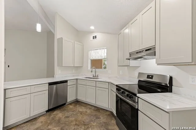 10907 Forest Farm Live Oak, TX 78233