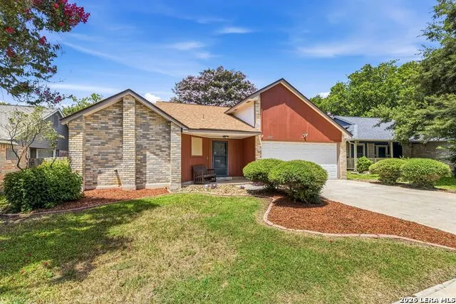 10907 Forest Farm Live Oak, TX 78233