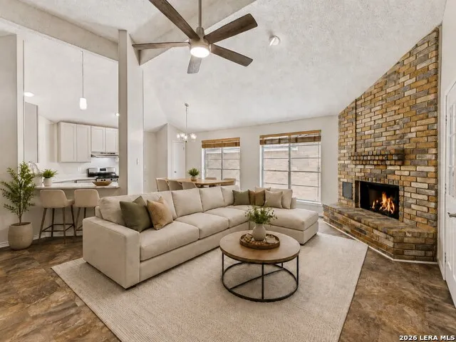 10907 Forest Farm Live Oak, TX 78233