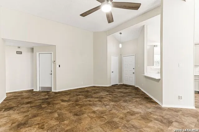 10907 Forest Farm Live Oak, TX 78233