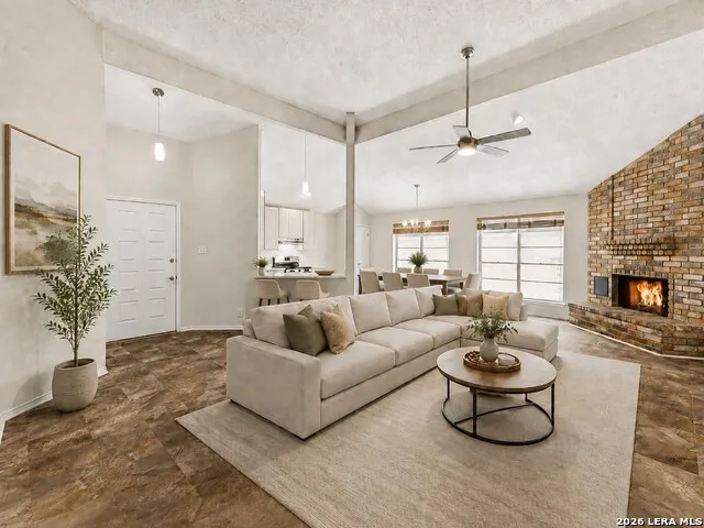 10907 Forest Farm Live Oak, TX 78233