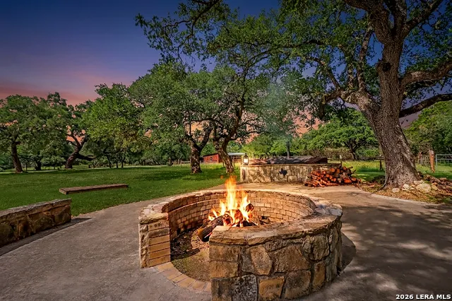838 GEORG OAKS Bulverde, TX 78163