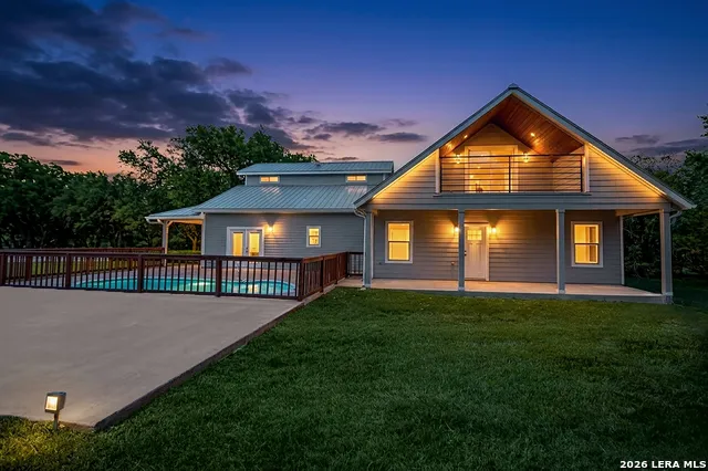 838 GEORG OAKS Bulverde, TX 78163