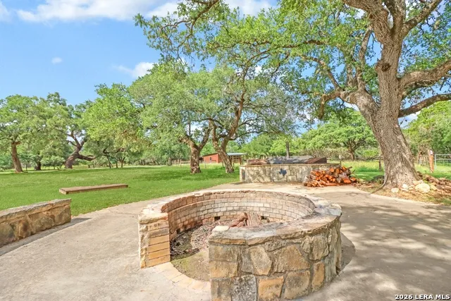 838 GEORG OAKS Bulverde, TX 78163
