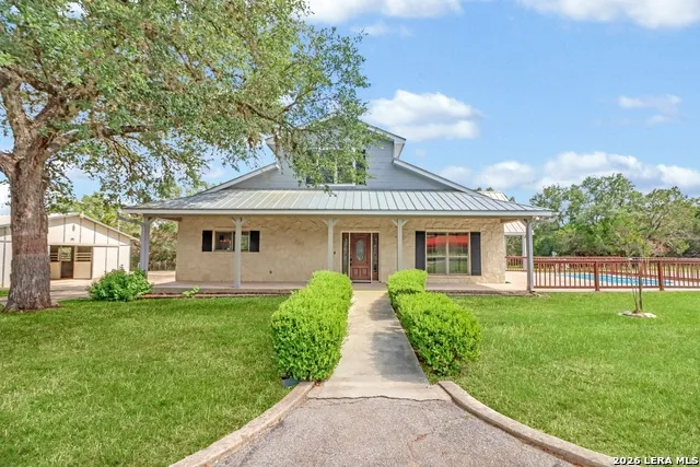 838 GEORG OAKS Bulverde, TX 78163