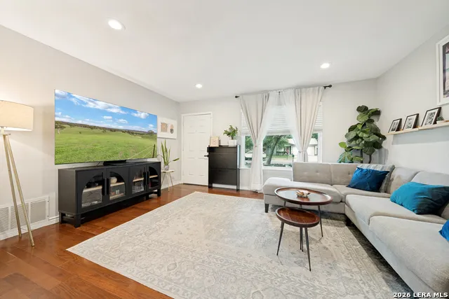 515 Grabo San Antonio, TX 78216