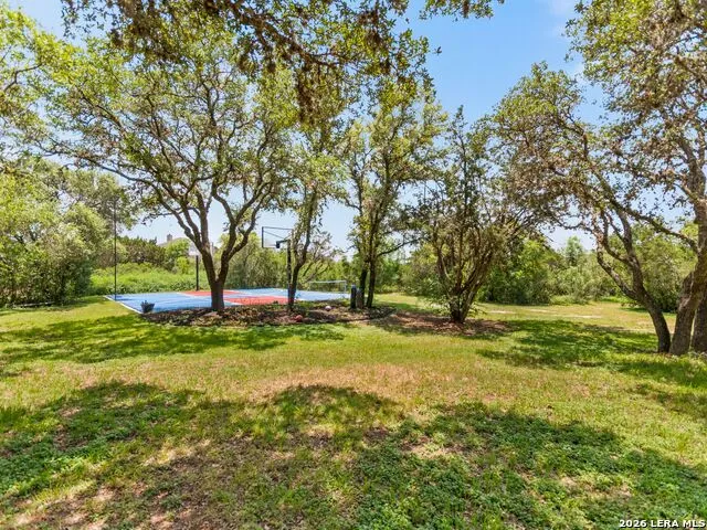 31360 WILD OAK HL Fair Oaks Ranch, TX 78015