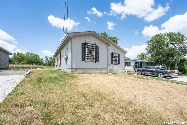 1011 YUCCA ST San Antonio, TX 78220