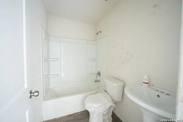 1011 YUCCA ST San Antonio, TX 78220