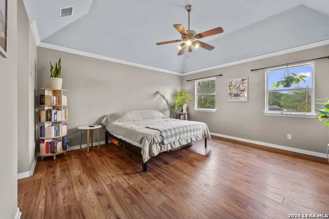 296 SPRING RIVER DR Martindale, TX 78655