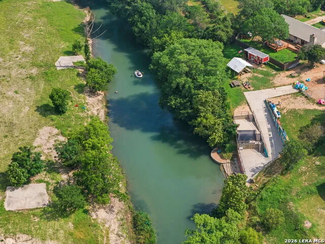 296 SPRING RIVER DR Martindale, TX 78655