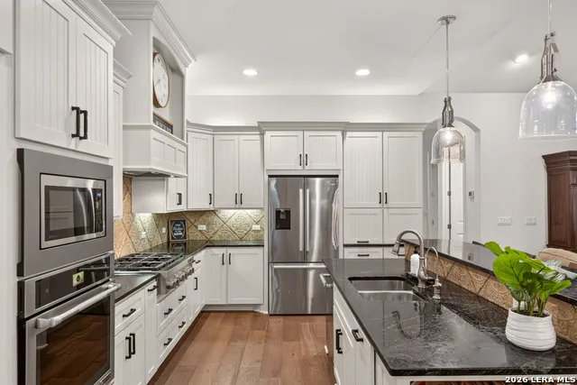 555 Curvatura New Braunfels, TX 78132